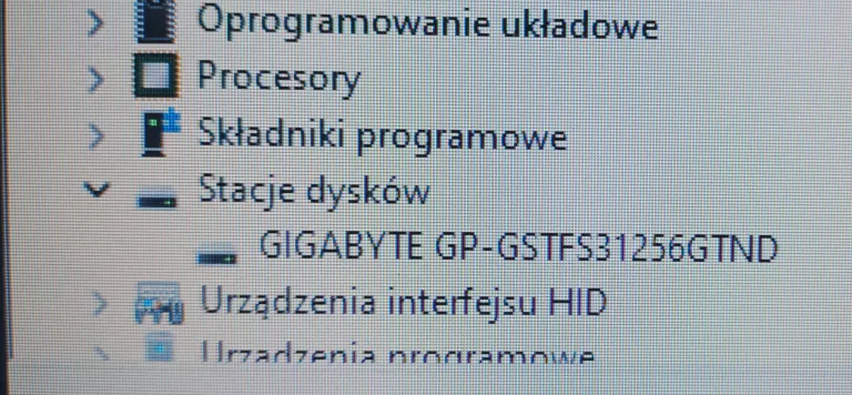 LAPTOP DELL INSPIRON 15 3000 Z ZASILACZEM