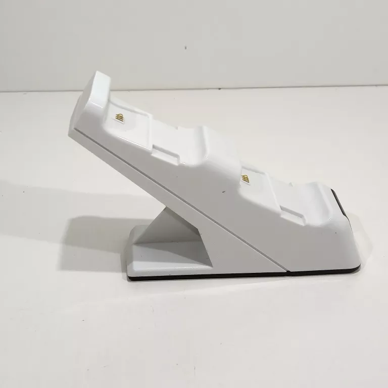 ladowarka-performance-designed-energizer-2x-do-xbox-one-bialy-stan-11323-2