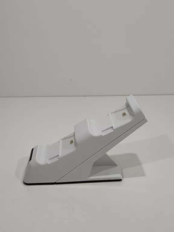 ladowarka-performance-designed-energizer-2x-do-xbox-one-bialy-ean-gtin-708056000585