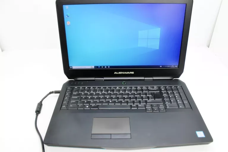 LAPTOP DELL ALIENWARE R3 17 I7/GTX 980M/256GB SSD/16 GB RAM BEZ BAT.
