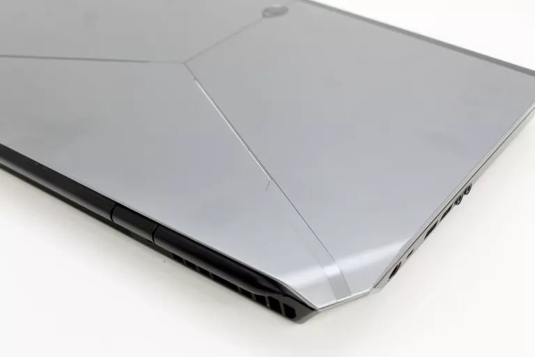LAPTOP DELL ALIENWARE R3 17 I7/GTX 980M/256GB SSD/16 GB RAM BEZ BAT.