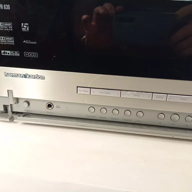 AMPLITUNER HARMAN KARDON AVR 630 + PILOT