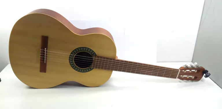 GITARA KLASYCZNA ALHAMBRA LAQUANT Z FUTERAŁEM EP PC-2