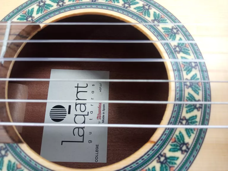 GITARA KLASYCZNA ALHAMBRA LAQUANT Z FUTERAŁEM EP PC-2
