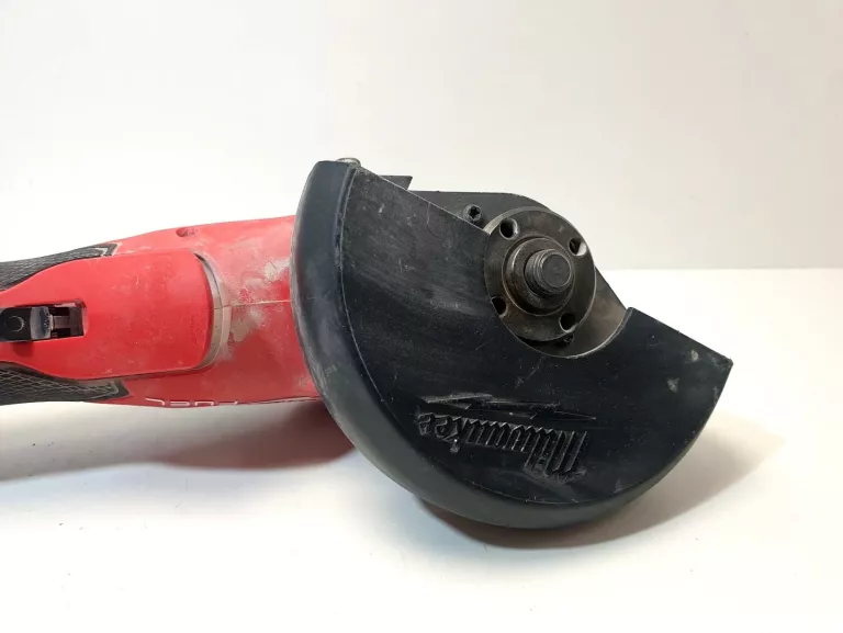 SZLIFIERKA KĄTOWA MILWAUKEE M18 FSAG125 8.0 AH