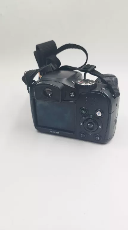 APARAT FINEPIX S5800