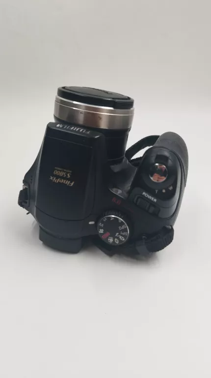 APARAT FINEPIX S5800
