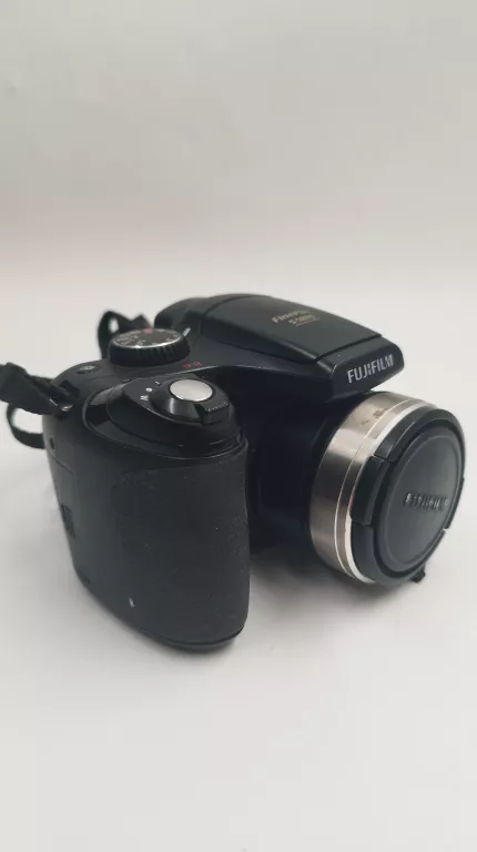 APARAT FINEPIX S5800