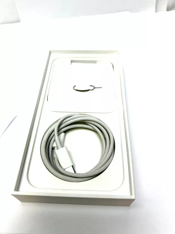 telefon-iphone-14-komplet-przekatna-ekranu-610