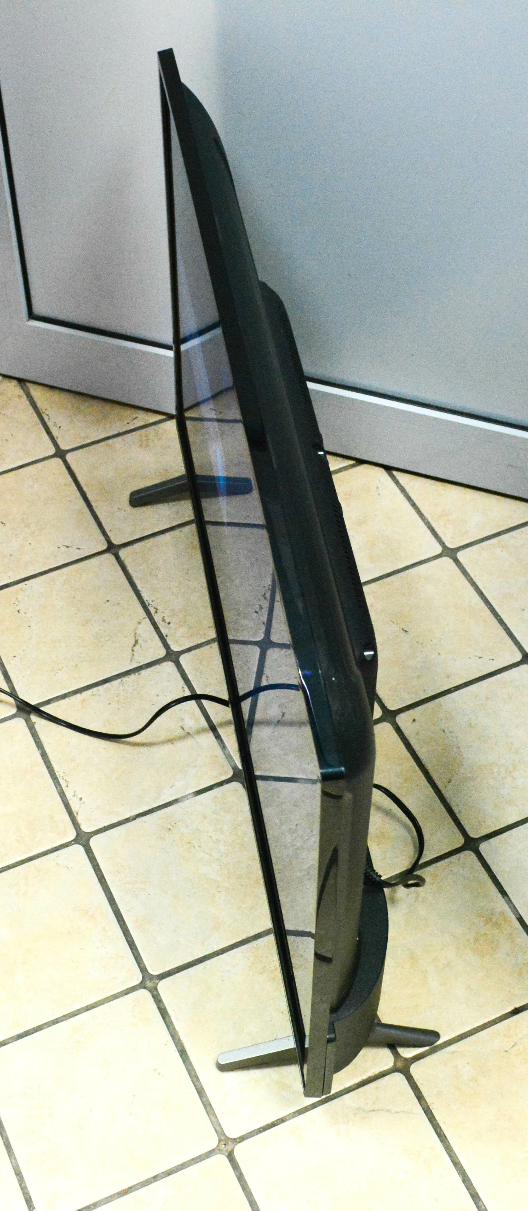 telewizor-medion-32-cale-life-p13290-md-31290-smart-tv-pilot-przekatna-ekranu-cale-32