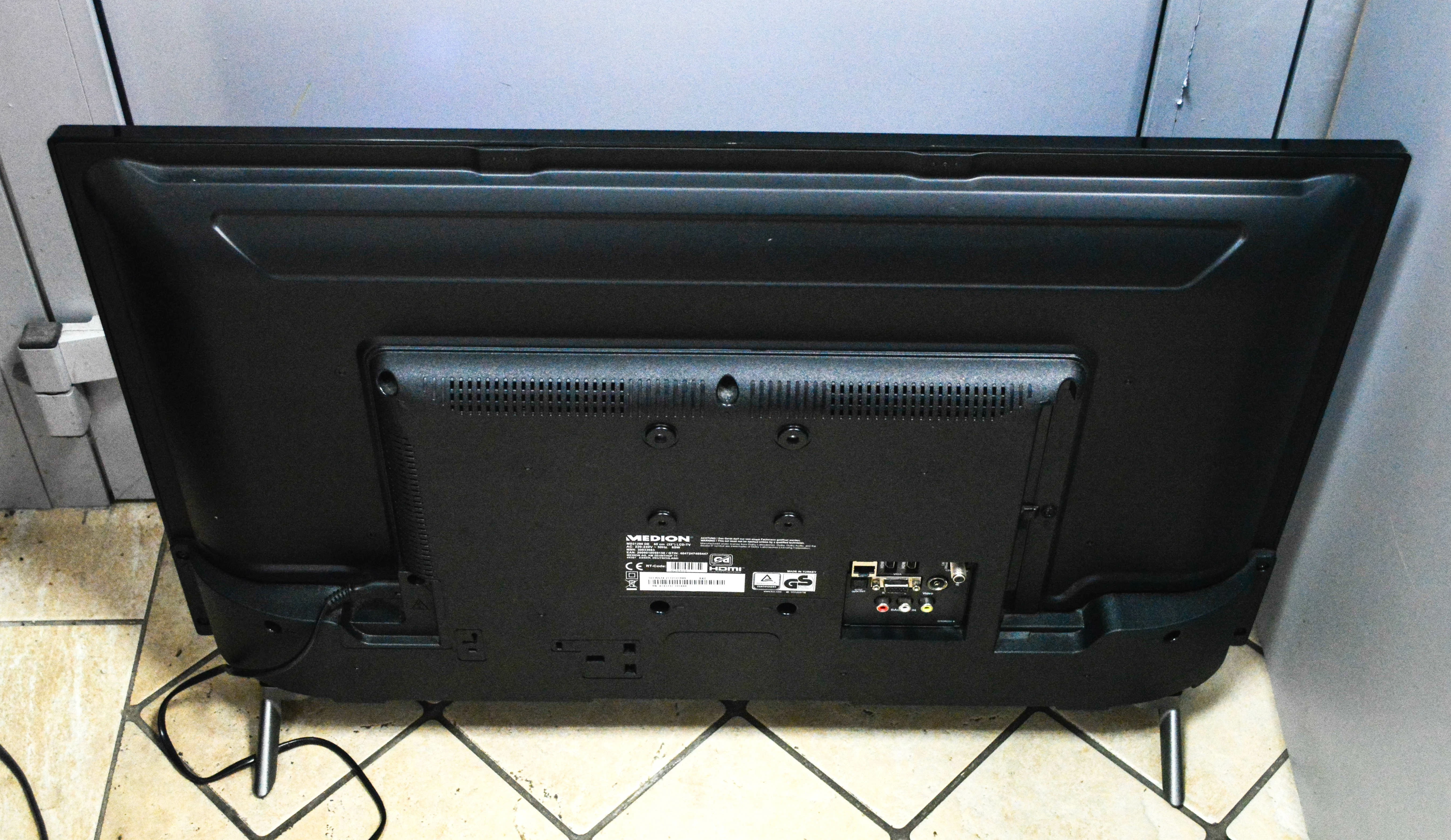 telewizor-medion-32-cale-life-p13290-md-31290-smart-tv-pilot-typ-telewizora-lcd