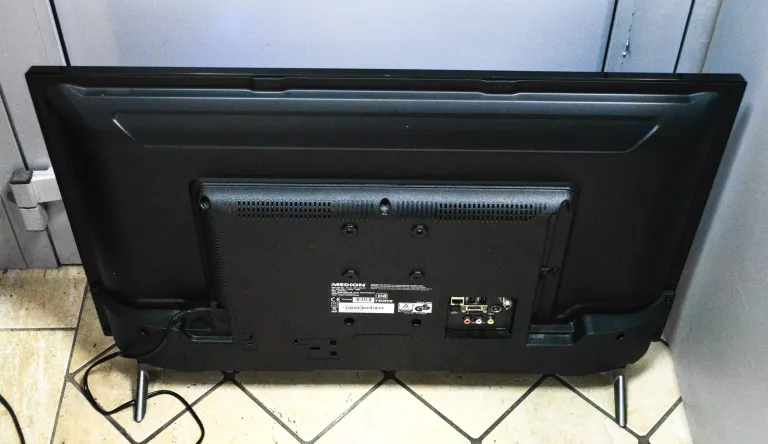 TELEWIZOR MEDION 32 CALE LIFE P13290 (MD 31290) SMART-TV + PILOT