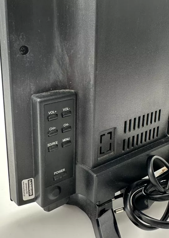 telewizor-manta-19lhn99l-19-hd-pilot-bez-nogi-uszkodzone-wejscie-przekatna-ekranu-cale-19