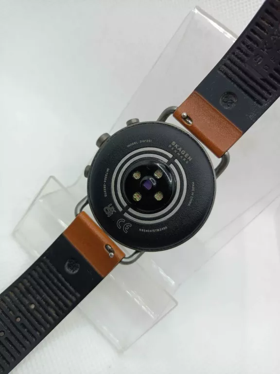 smartwatch-skagen-falster-gen-6-polecamy-kolor-brazowy