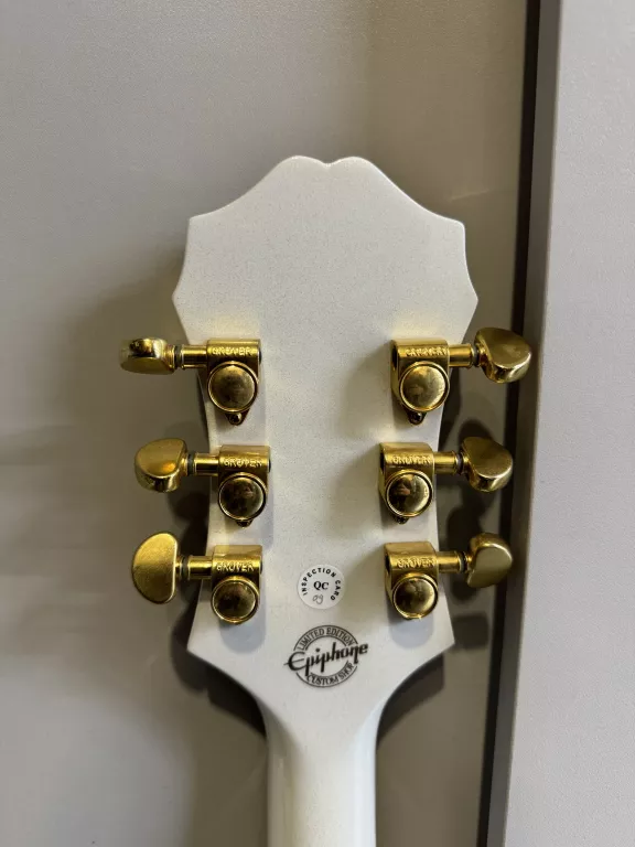 EPIPHONE EMPEROR SWINGSTER ROYALE PEARL WHITE