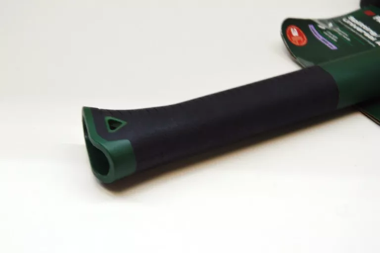 uniwersalna-siekiera-rozlupywarka-parkside-z-ergonomicznym-uchwytem-product-id-a689cb56-4c40-4957-9adb-934e2b231dd9