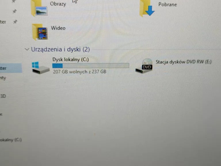 LAPTOP MEDION ERAZER P7634 I5-6200U 8GB 256SSD GTX950 W10