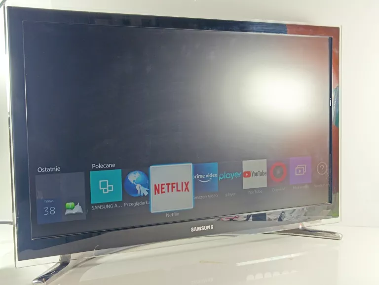 TELEWIZOR LED SAMSUNG UE22H5600 22" FULL HD CZARNY