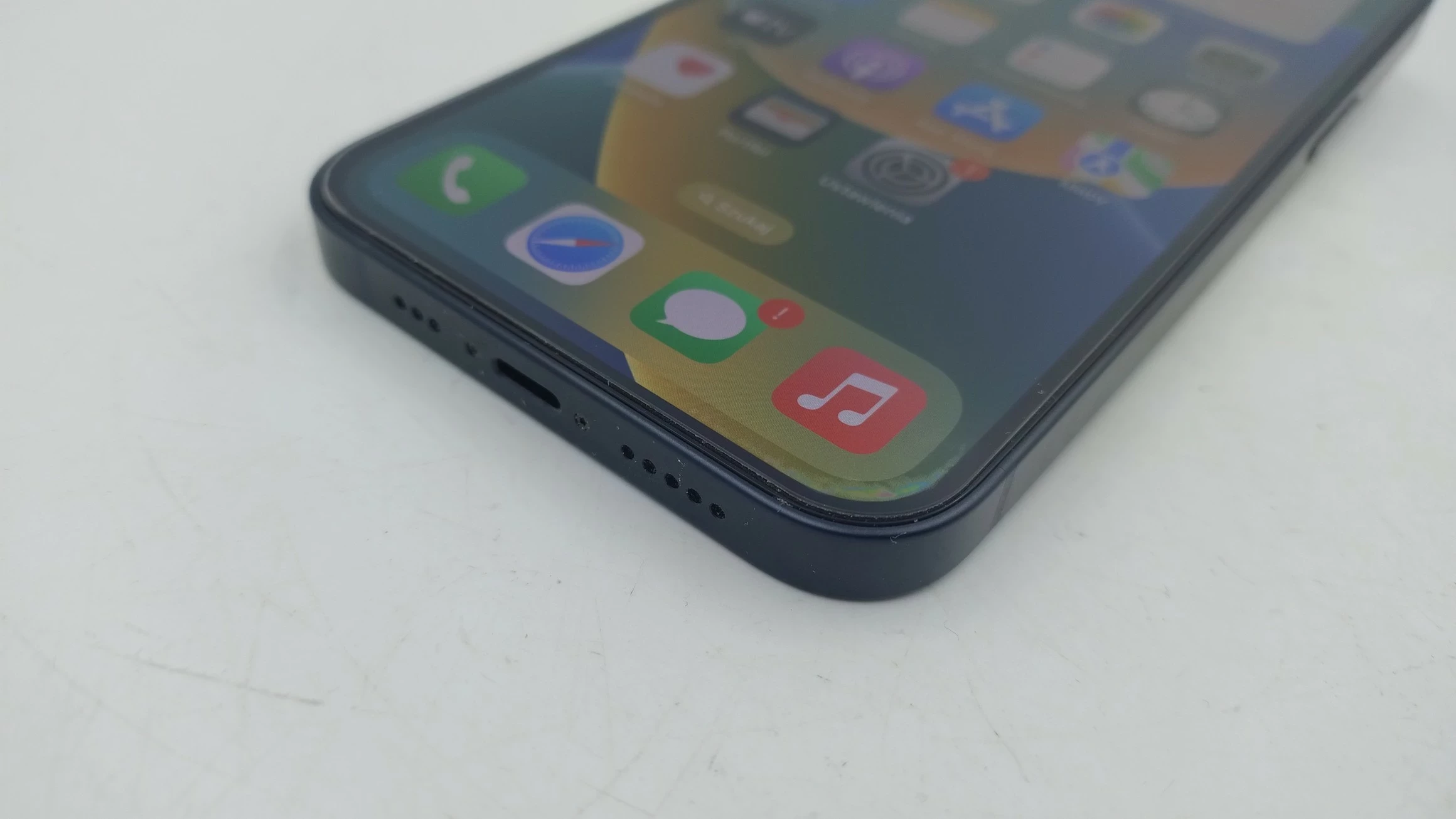 telefon-iphone-13-128-gb-kod-producenta-mlpf3qla