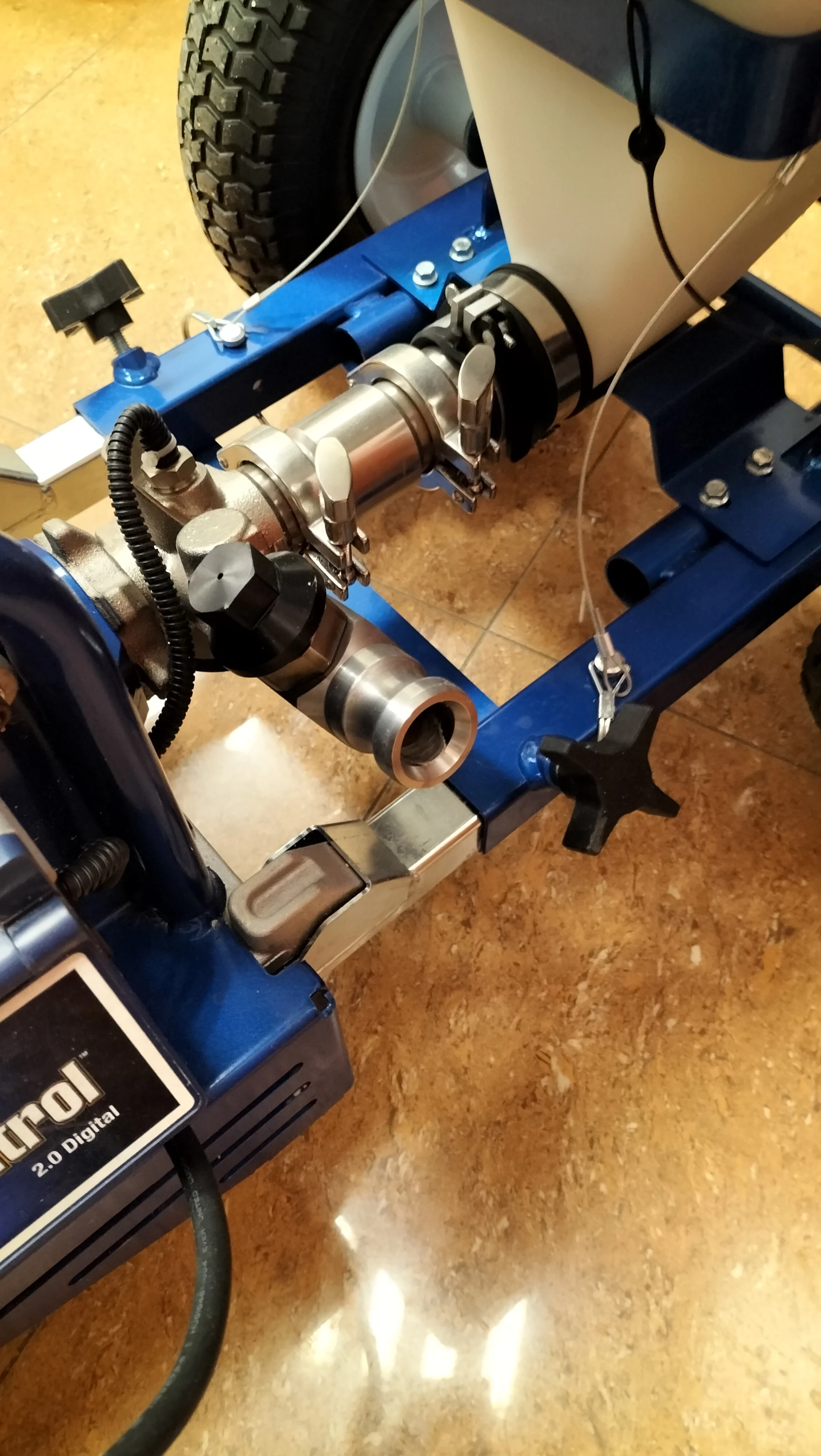 graco-t-max-506-agregat-do-szpachlowania-z-wyciskaczem-do-workow-mrongowiusza-7-olsztyn