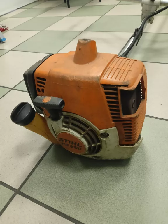 KOSA SPALINOWA STIHL FS250
