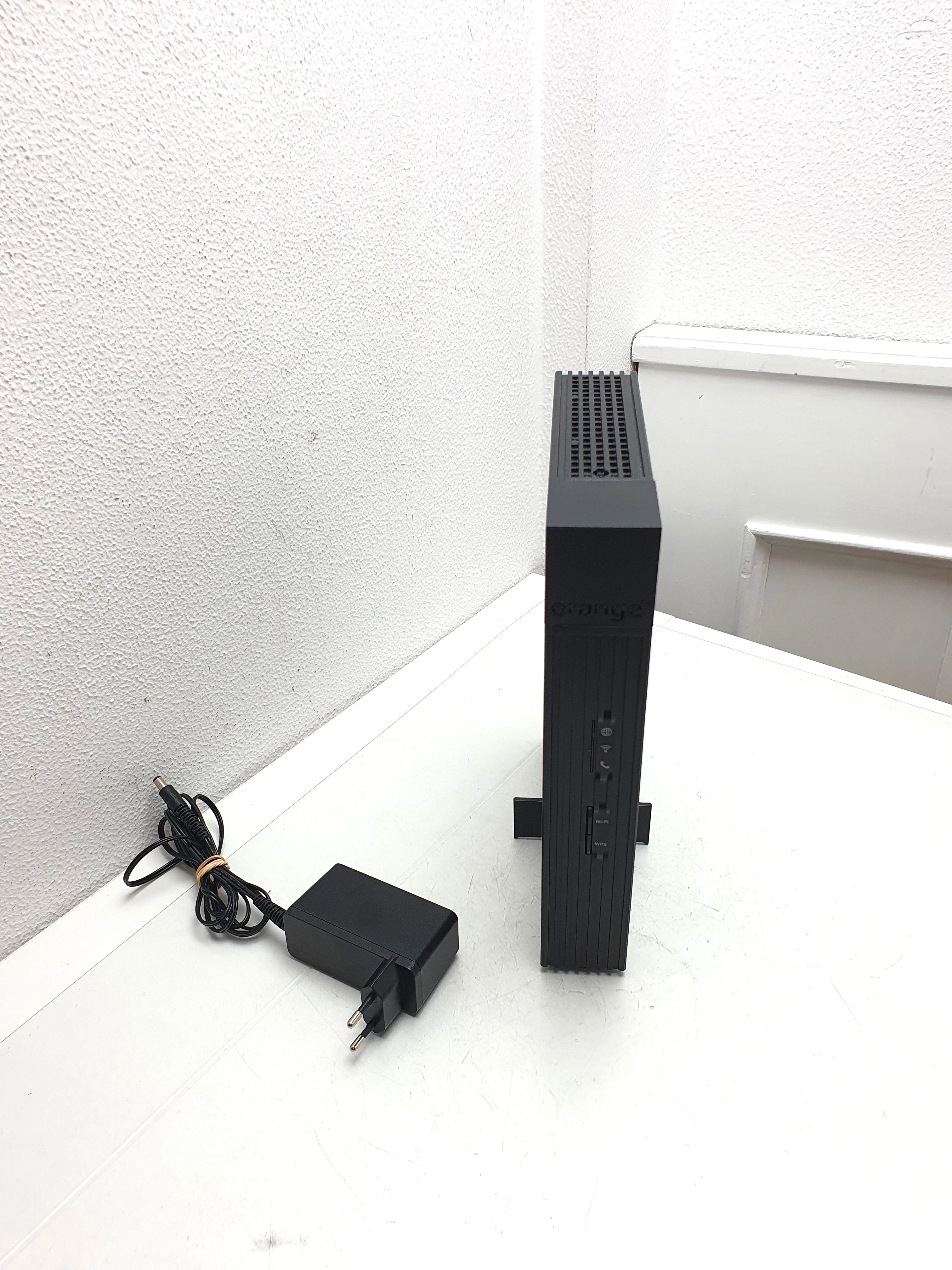 router-do-swiatlowodu-orange-funbox-6-zasilacz-legnicka-11-chojnow