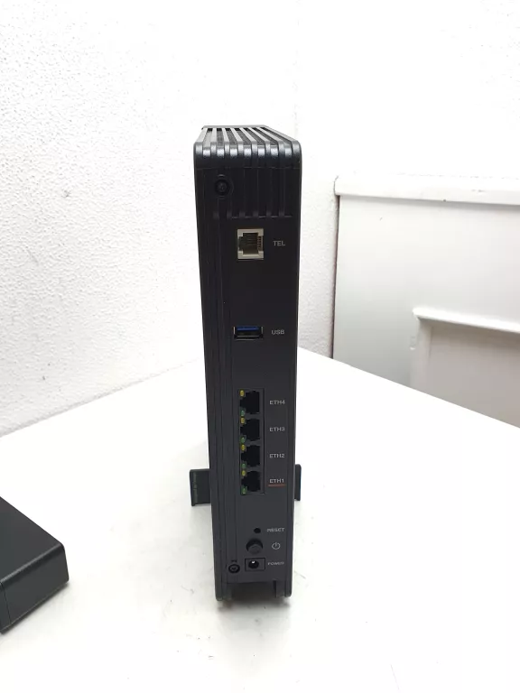 ROUTER DO ŚWIATŁOWODU ORANGE FUNBOX 6 ZASILACZ