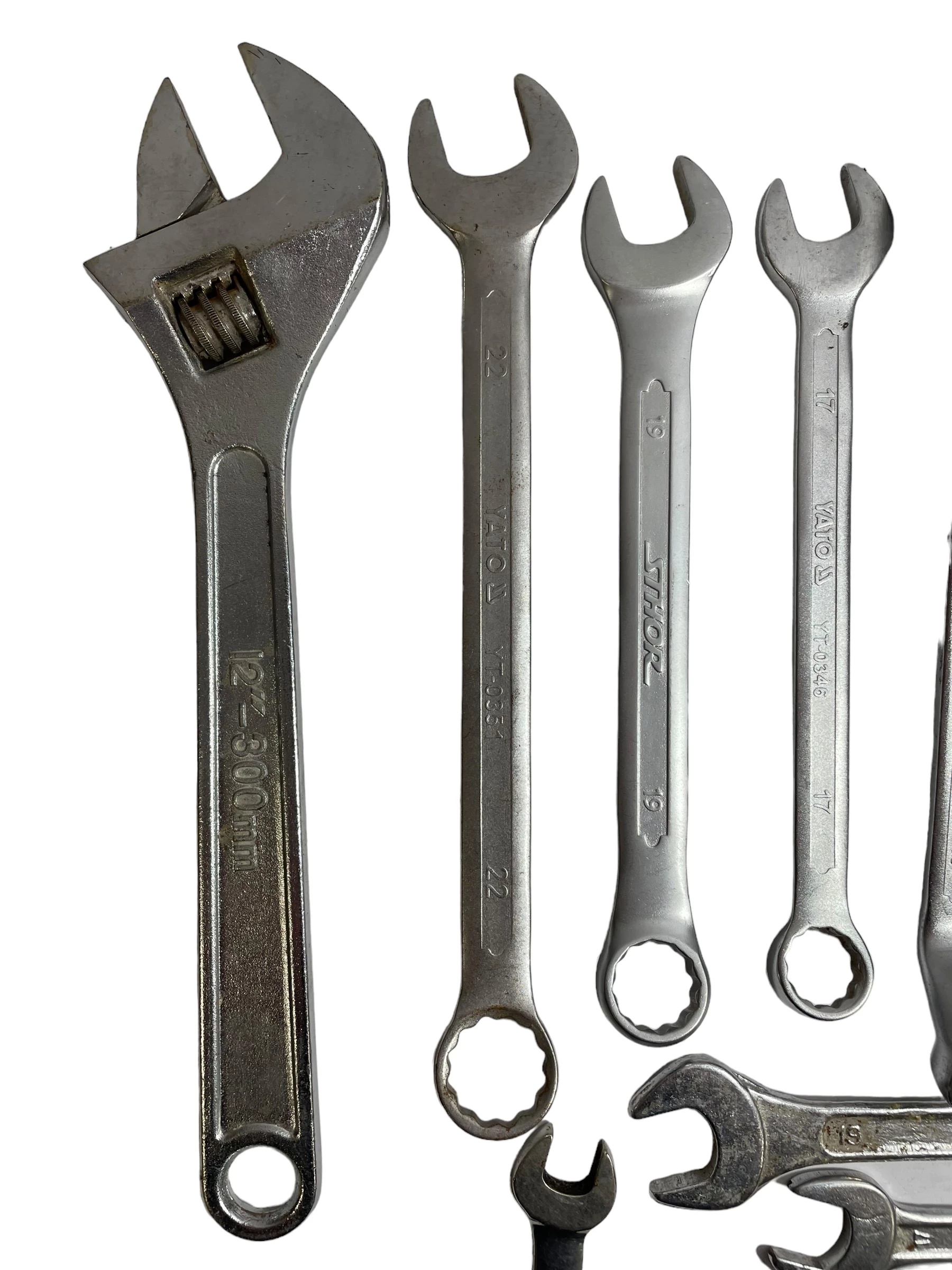 zestaw-kluczy-miks-magnusson-yato-i-inne-plasko-oczkowe-nasadowe-marka-yato