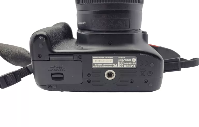 APARAT CANON EOS 4000D