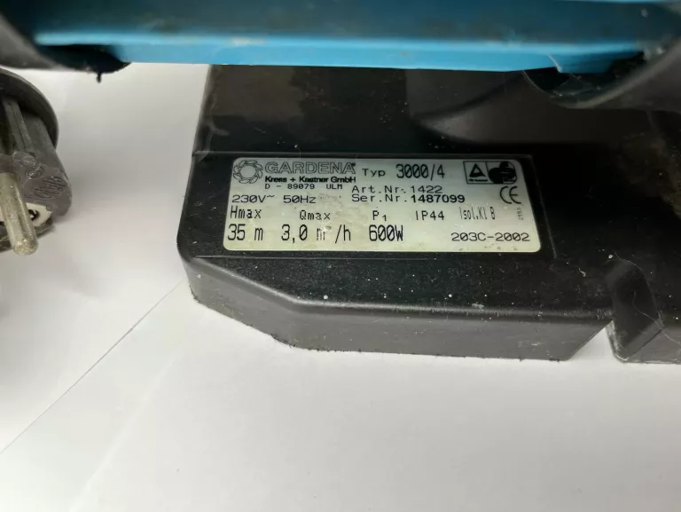 gardena-pompa-ogrodowa-30004-moc-silnika-600