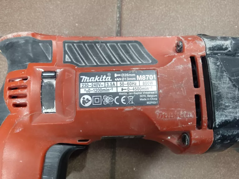 mlotowiertarka-makita-m8701-sds-plus-800w-funkcyjnosc-3-funkcyjny-wiercenie-z-i-bez-udaru-podkuwanie