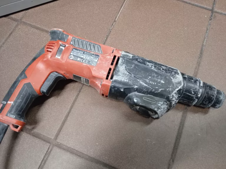 mlotowiertarka-makita-m8701-sds-plus-800w-marka-makita