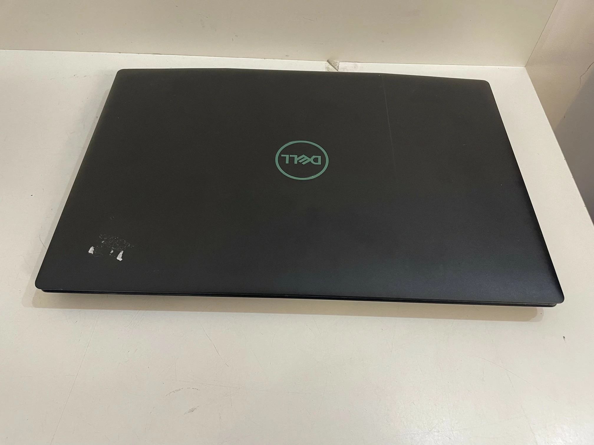 laptop-dell-p89f-seria-procesora-intel-core-i5
