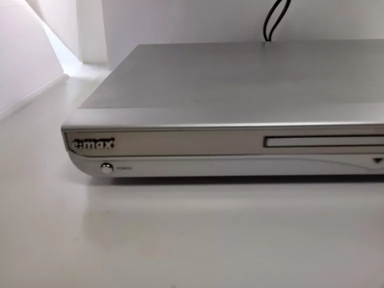odtwarzacz-dvd-emax-as-603-stan-uzywany