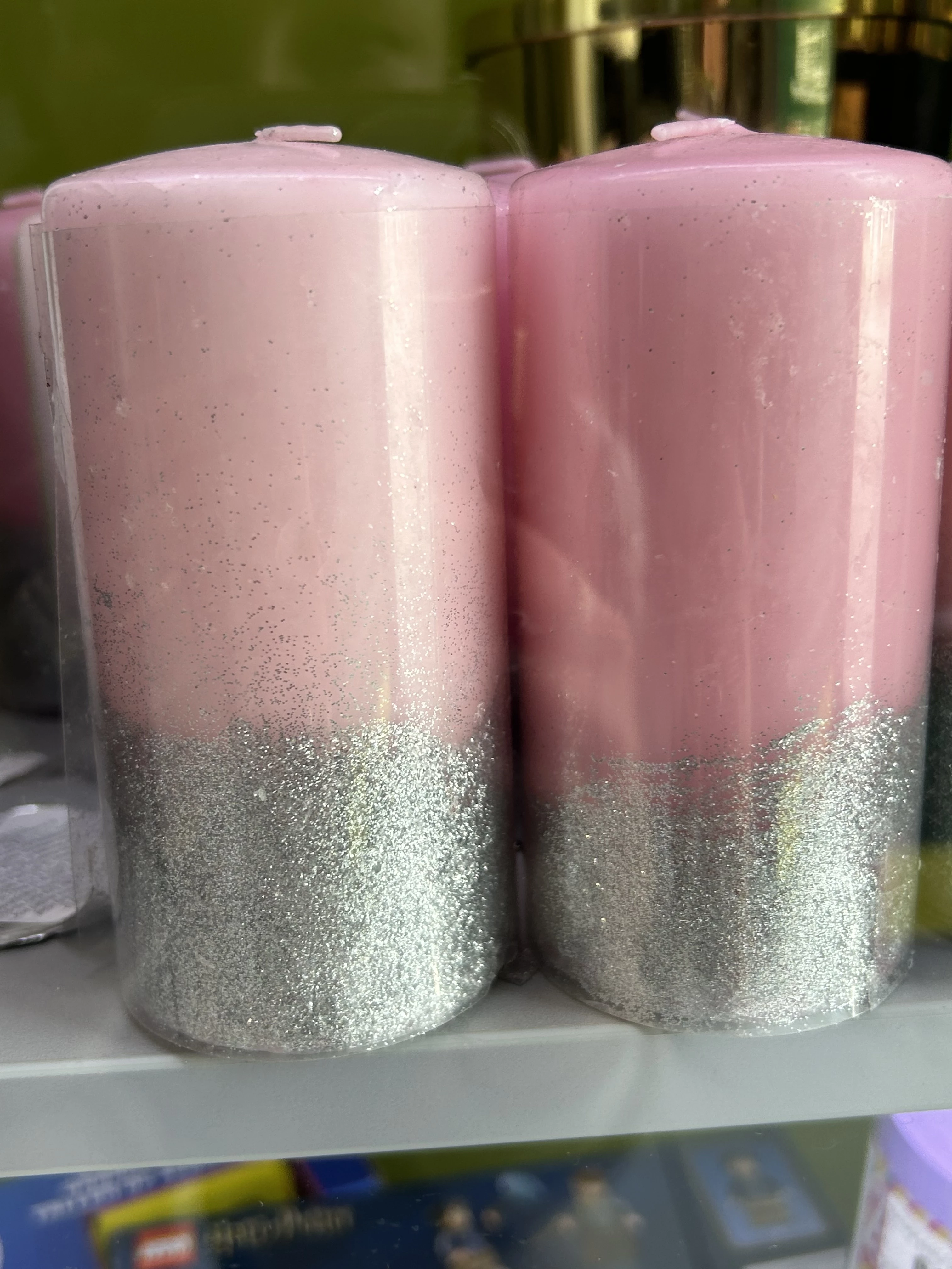 swieca-rozowa-z-brokatem-tedi-rozne-odcienie-ean-gtin-7613081065177