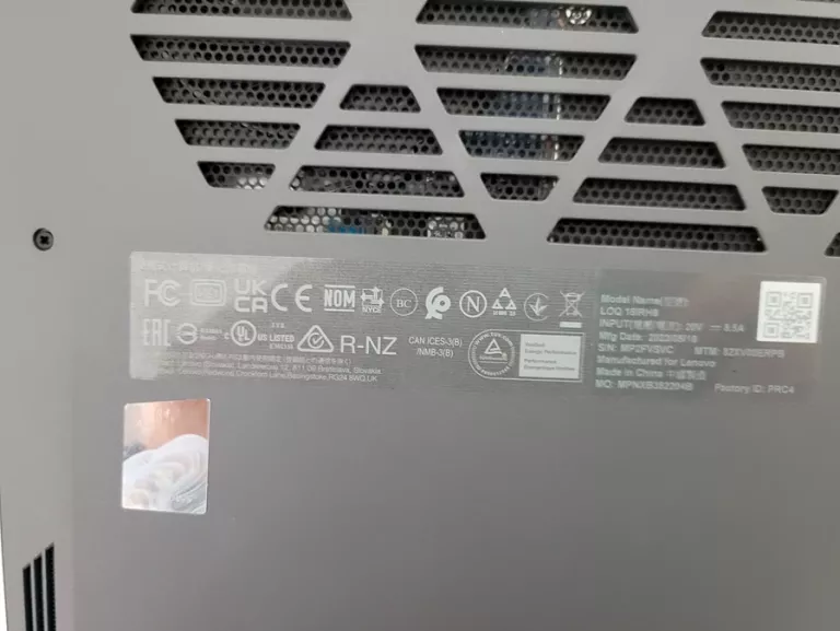 LAPTOP LENOVO LOQ 15IRH8