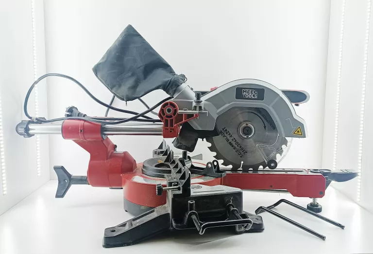 PIŁA UKOŚNA MITER SAW 009460 1800W 2021