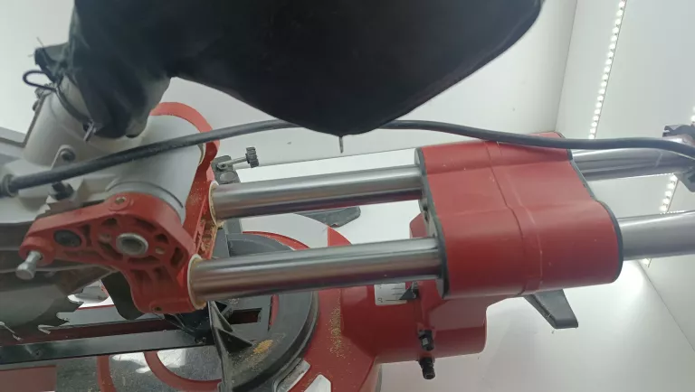 PIŁA UKOŚNA MITER SAW 009460 1800W 2021