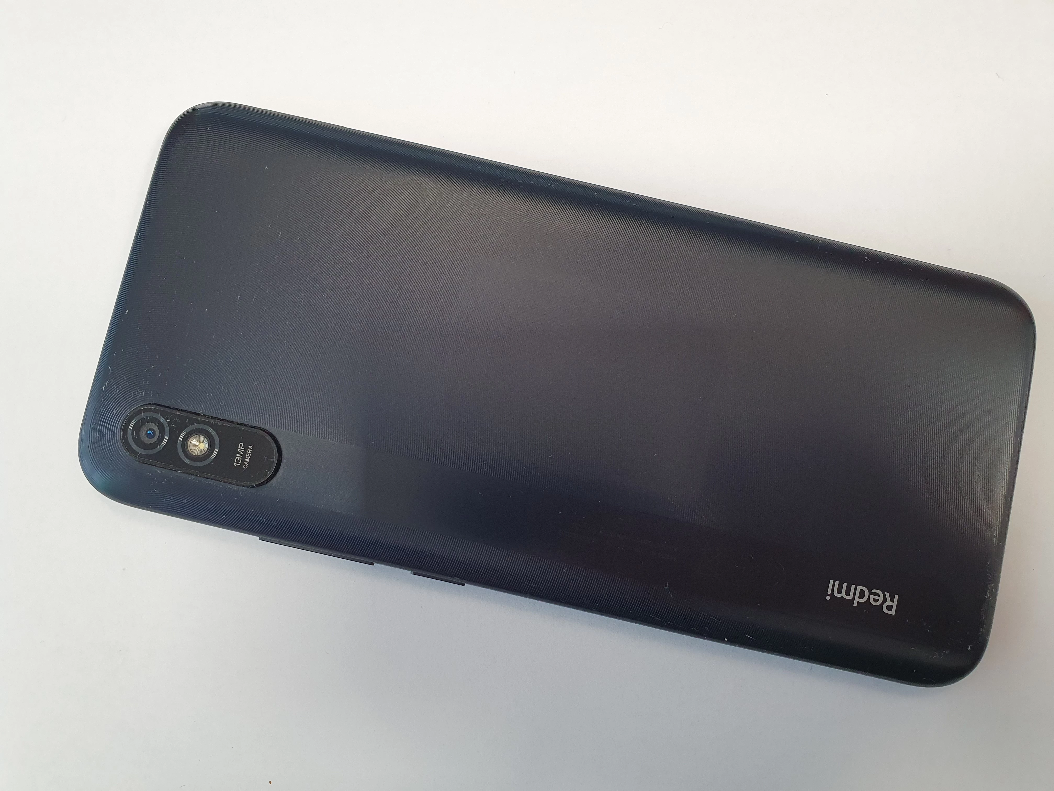 telefon-xiaomi-redmi-9a-lad-kod-producenta-mzb9959eu