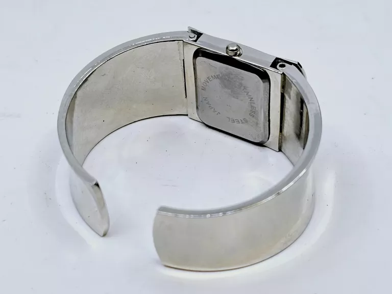 zegarek-leo-bernard-material-paska-stal