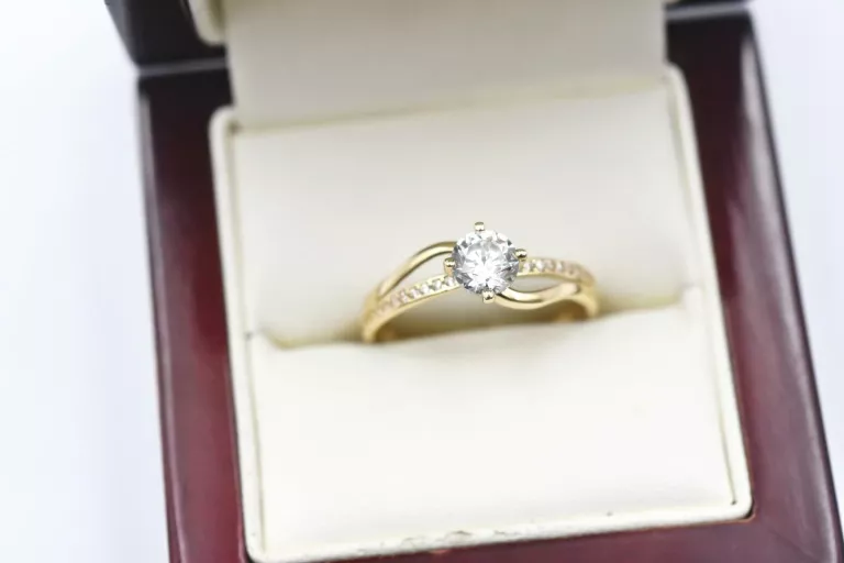 UNIKATOWY ZŁOTY PIERŚCIONEK Z CYRKONIAMI P585 14K 2,34G R21