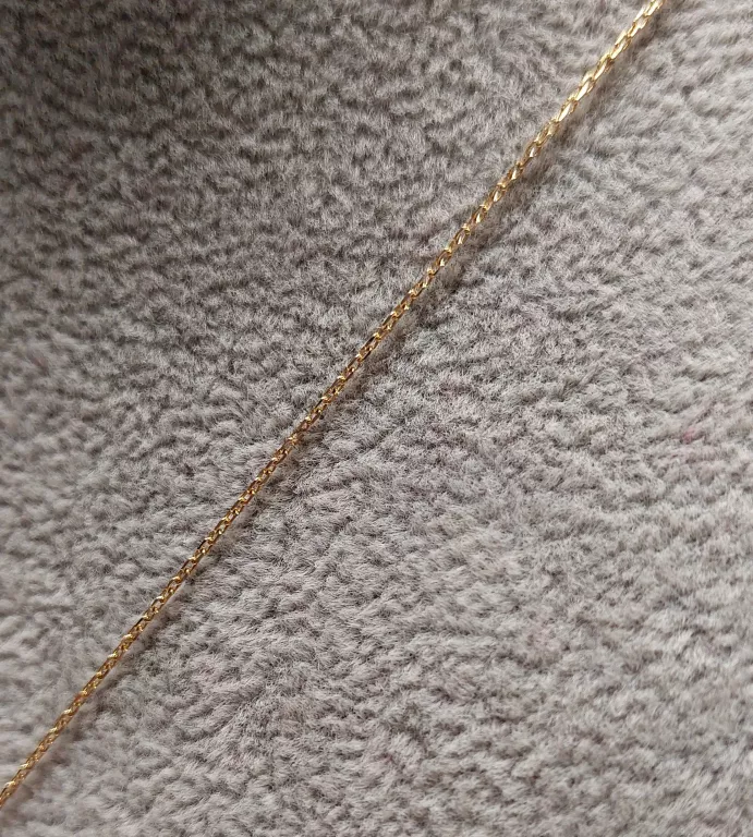 ZŁOTY ŁAŃCUSZEK Z KÓŁKAMI P585 2,45G