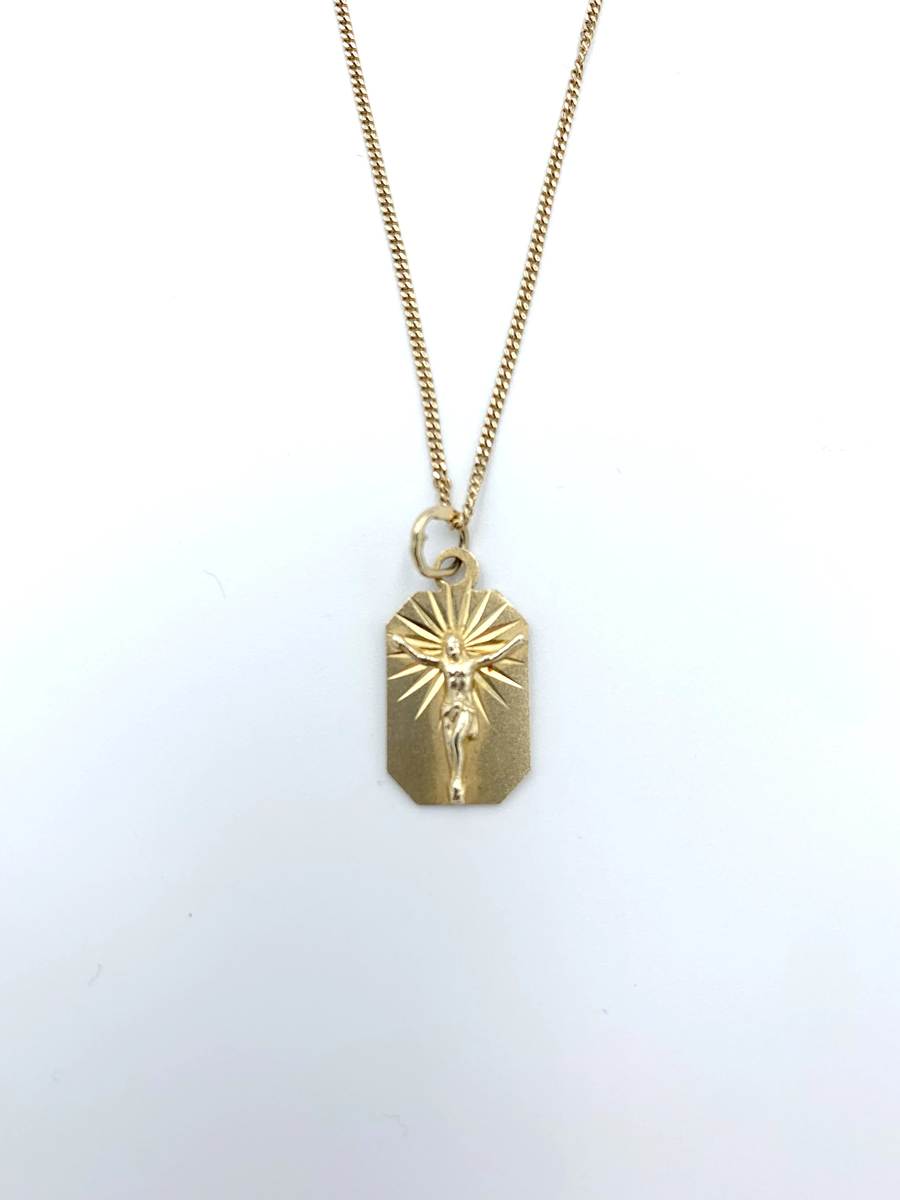 wyrob-jubilerski-uzywany-lancuszek-z-zawieszka-stan-uzywany