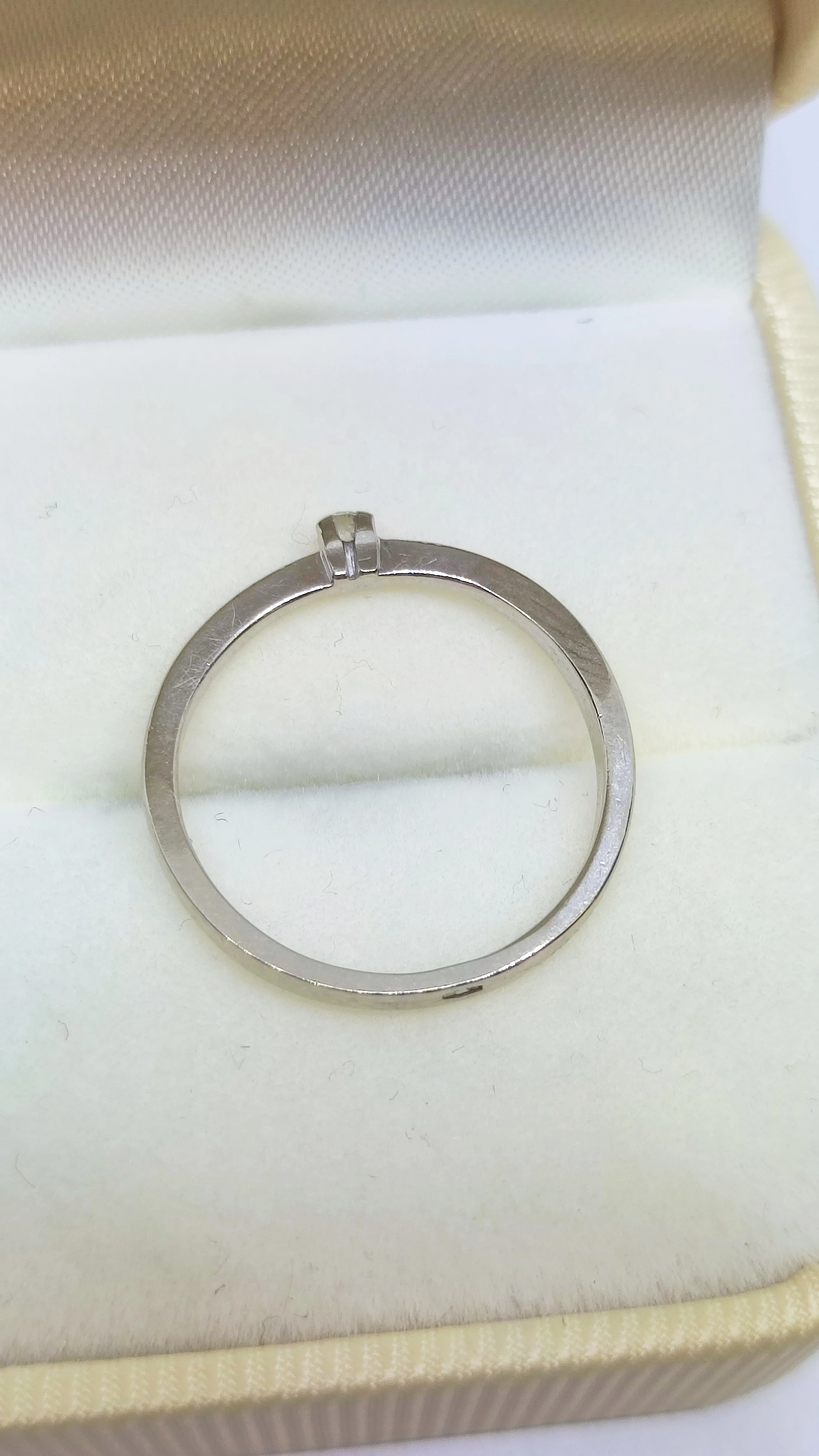 pierscionek-z-bialego-zlota-14k-z-brylantem-kamien-brylant