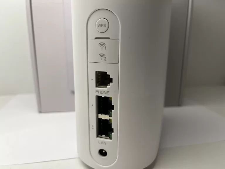 ROUTER ZTE MC801A 802.11AX (WI-FI 6)