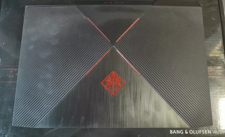 LAPTOP HP OMEN 17-AN100NW I5 8GB/1000GB NVIDIA GEFORCE GTX1050