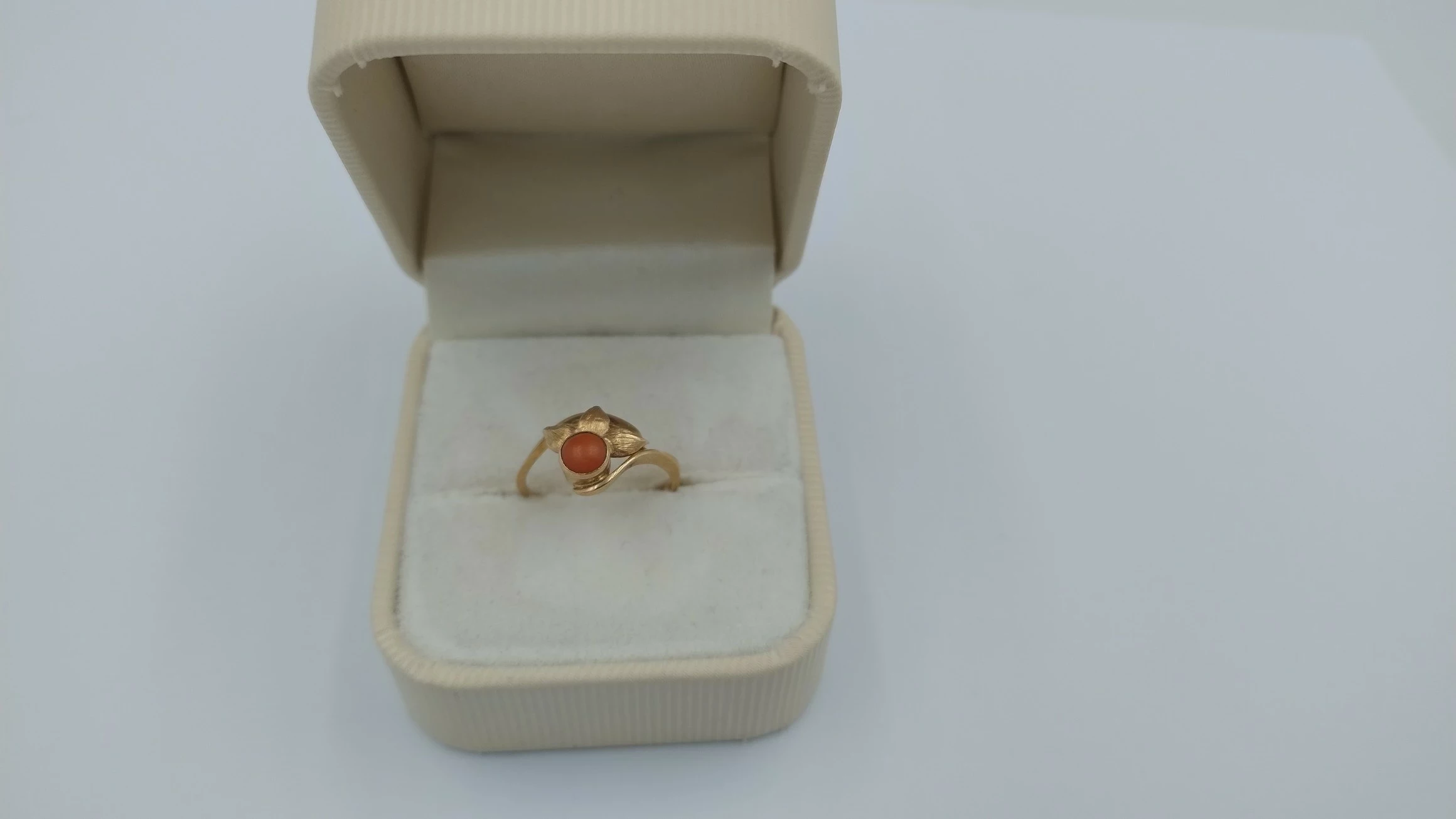 wyrob-jubilerski-uzywany-pierscionek-winnicka-24-kielce