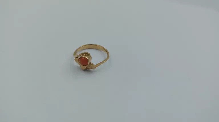 wyrob-jubilerski-uzywany-pierscionek-marka-bez-marki