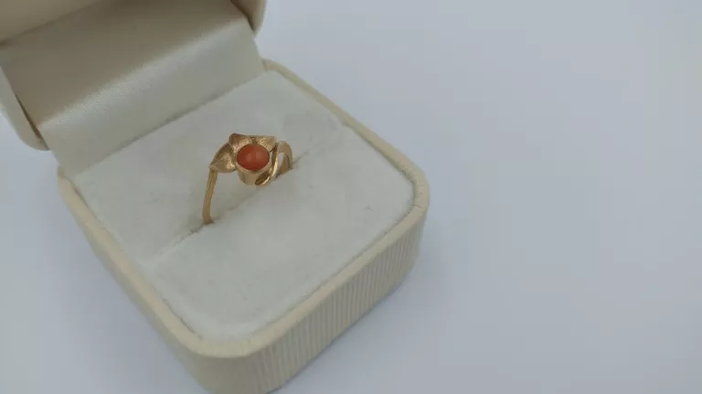 wyrob-jubilerski-uzywany-pierscionek-stan-uzywany