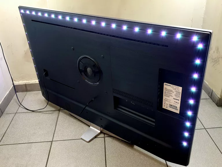 TV PHILIPS 49PUS8303/12 ANDROID LED 49' 4K UHD HDR AMBILIGHT PILOT 04.2018